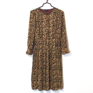 J.Crew Leopard Animal Print Long Sleeve Pleated Midi Dress Ruffle Cuff size 2.